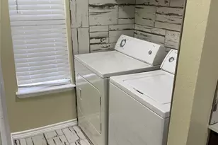 17331 Red Oak Dr, Houston, TX 77090 - Photo 7