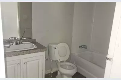 11926 Greensbrook Forest Drive, Houston, TX 77044 - Photo 7