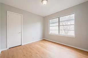 4910 Paradise Ln, Houston, TX 77048 - Photo 9