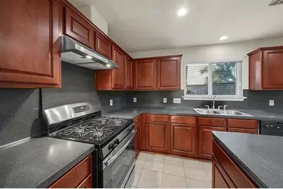 10230 Canyon Rose Lane, Houston, TX 77070 - Photo 9