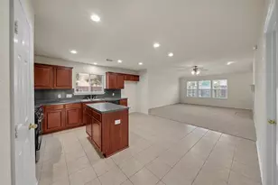 10230 Canyon Rose Ln, Houston, TX 77070 - Photo 7