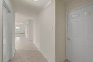 10230 Canyon Rose Ln, Houston, TX 77070 - Photo 5