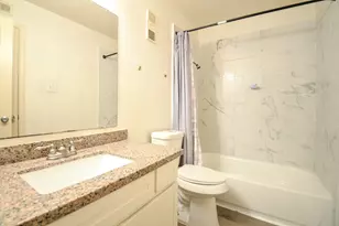 8100 Creekbend Dr, Houston, TX 77071 - Photo 5