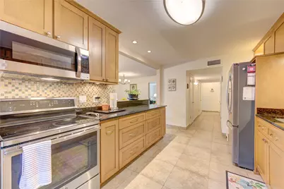 824 Wax Myrtle Lane, Houston, TX 77079 - Photo 29