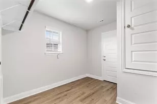 13615 Sorico Bay Dr, Texas City, TX 77568 - Photo 9