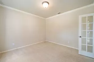 8811 Sun Haven Ln, Pearland, TX 77584 - Photo 5