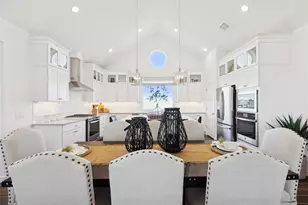 219 Dunovant Dr, Sealy, TX 77474 - Photo 9