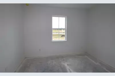 219 Dunovant Drive, Sealy, TX 77474 - Photo 9