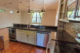 836 Herkimer St, Houston, TX 77007 - Photo 7
