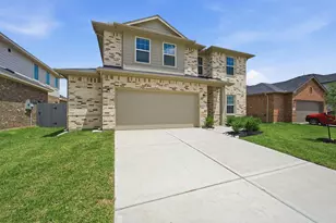 8930 Gull Cyn Dr, Baytown, TX 77521 - Photo 3