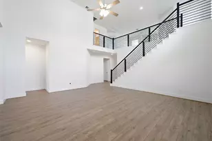 8930 Gull Cyn Dr, Baytown, TX 77521 - Photo 13