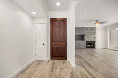 241 Litchfield Lane, Houston, TX 77024 - Photo 7