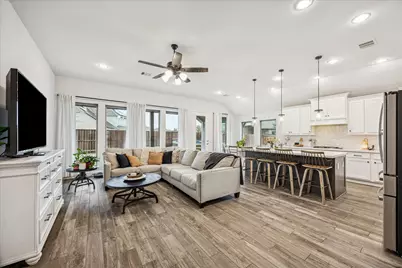 4527 Peloton Road, Rosharon, TX 77583 - Photo 3