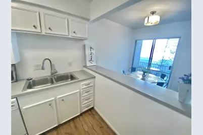 1855 Portsmouth Street #C4, Houston, TX 77098 - Photo 5