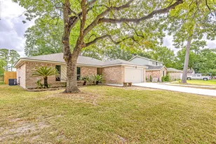 24306 Spring Mill Ln, Spring, TX 77373 - Photo 5
