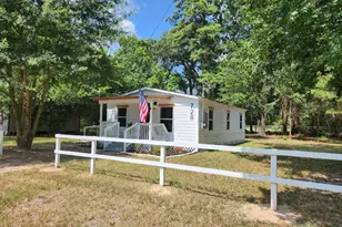 728 Hudson Rd, Conroe, TX 77304 - Photo 3