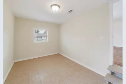 1601 Alabama Street, Baytown, TX 77520 - Photo 7