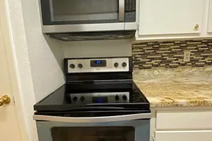 1100 Augusta Dr, Houston, TX 77057 - Photo 17