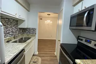 1100 Augusta Dr, Houston, TX 77057 - Photo 7