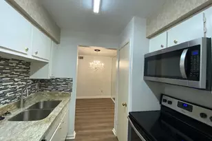 1100 Augusta Dr, Houston, TX 77057 - Photo 11
