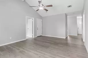 7403 Strawbridge Ln, Houston, TX 77040 - Photo 5