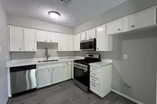7403 Strawbridge Ln, Houston, TX 77040 - Photo 5