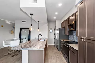 351 Lakeside Lane #204, Houston, TX 77058 - Photo 7