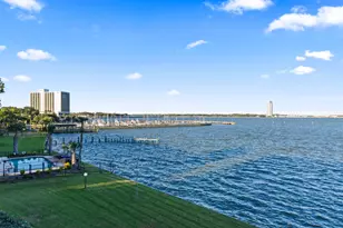 351 Lakeside Ln, Houston, TX 77058 - Photo 27