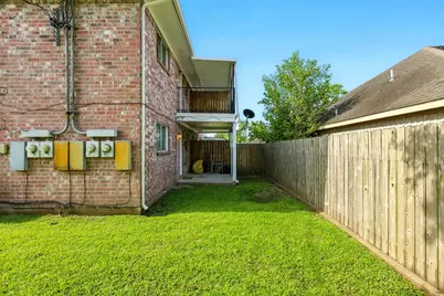 9641 Hollock Street #4, Houston, TX 77075 - Photo 33
