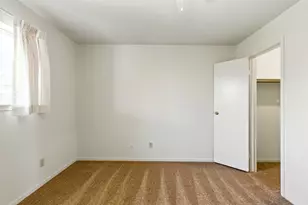 9641 Hollock St, Houston, TX 77075 - Photo 23