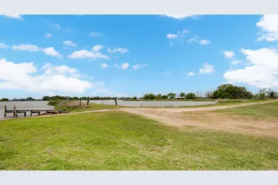 608 Wagon Wheel Trail, Angleton, TX 77515 - Photo 21