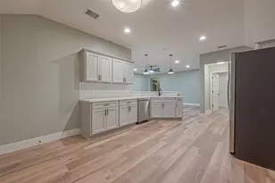 2 Garden Lodge Pl, The Woodlands, TX 77382 - Photo 17