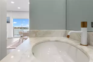 401 Lakeside Ln, Nassau Bay, TX 77058 - Photo 11