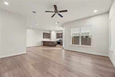 8819 Hollister Pine Court, Houston, TX 77080 - Photo 7