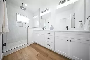 6540 Goldspier St, Houston, TX 77091 - Photo 9