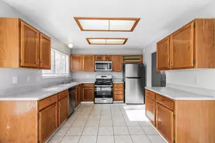 7447 Woodland W Dr, Houston, TX 77040 - Photo 9