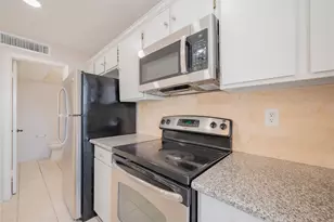 781 Country Pl Dr, Houston, TX 77079 - Photo 15