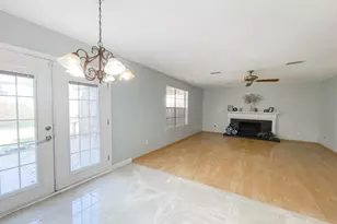 3423 Green Fields Dr, Sugar Land, TX 77479 - Photo 11