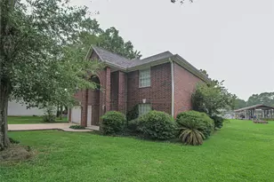 200 Lakefront Dr, Onalaska, TX 77360 - Photo 3