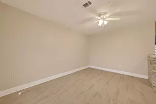 15811 Chimney Rock Rd, Houston, TX 77489 - Photo 9