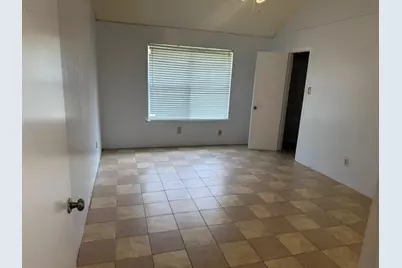 11922 Sulphur Springs Drive, Houston, TX 77067 - Photo 5