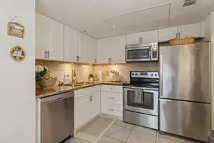 14715 Barryknoll Ln, Houston, TX 77079 - Photo 9