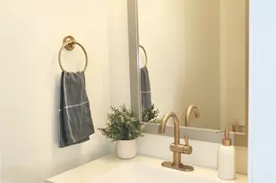 14715 Barryknoll Ln, Houston, TX 77079 - Photo 7