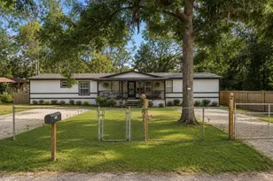110 Robin St, Shepherd, TX 77371 - Photo 1
