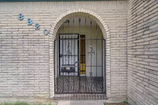 8820 Bissonnet St, Houston, TX 77074 - Photo 31