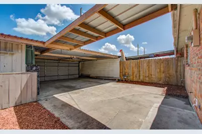 8820 Bissonnet Street, Houston, TX 77074 - Photo 35