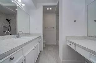 8820 Bissonnet St, Houston, TX 77074 - Photo 13