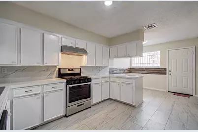 8820 Bissonnet Street, Houston, TX 77074 - Photo 5