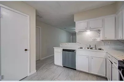 8820 Bissonnet Street, Houston, TX 77074 - Photo 3