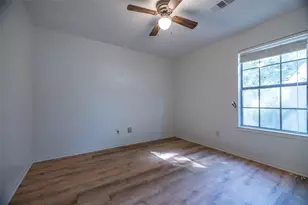 218 N Franklin Ave, Cleveland, TX 77327 - Photo 19